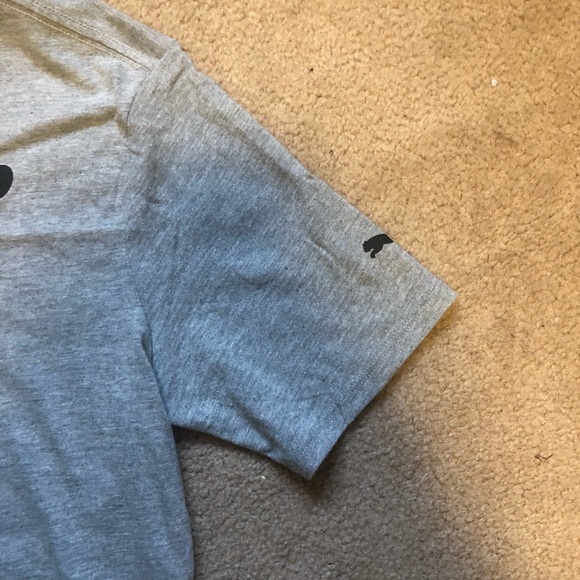 Puma T-shirt - Picture 3 of 3